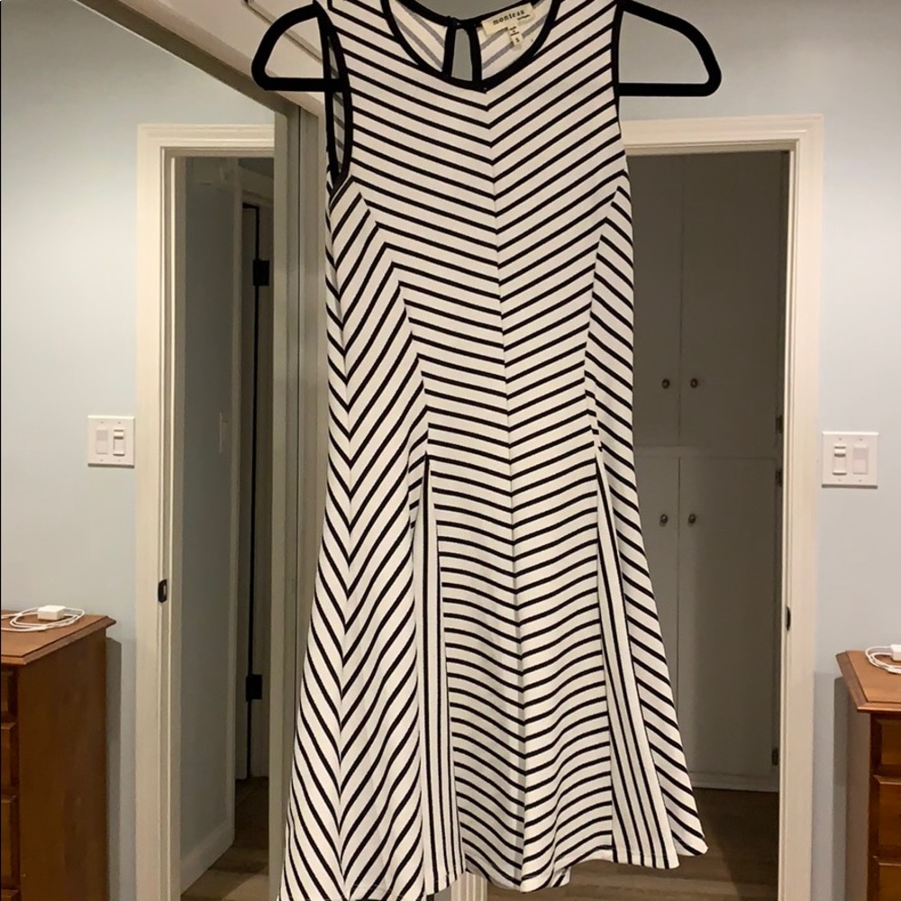 Small Monteau Pleated Striped Dress with Keyhole